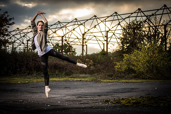Dance around Winchester-40543