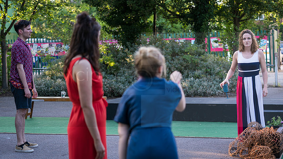 Comedy of Errors-08747