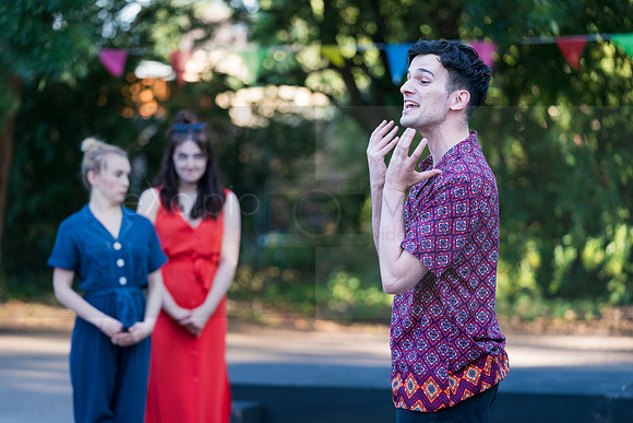 Comedy of Errors-08701