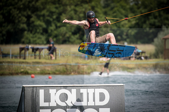 WakeBoarding-BoxEnd-2098