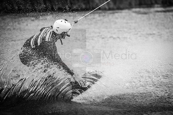 WakeBoarding-BoxEnd-3860