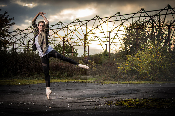 Dance around Winchester-40543