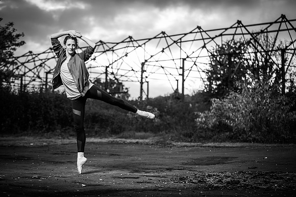 Dance around Winchester-40546